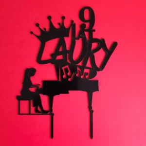 topper personalizowany urodziny, jubileusz dama grająca na fortepianie np. 18 lat + liczba + imię + korona + nuty kategoria toppery