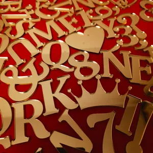 Alfabet i cyfry toppery