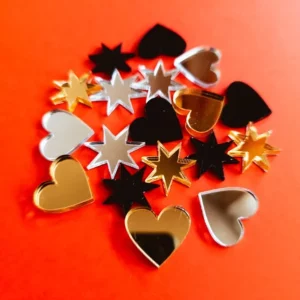 Ozdoby do dekoracji gwiazdki serca mix kolorów zestaw komplet 18 sztuk Dekoracje laserowe ozdoby do dekoracji gwiazdki serca mix kolorów zestaw komplet 18 sztuk